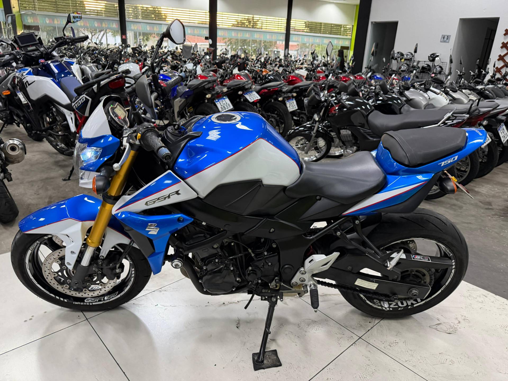 SUZUKI GSR 750ZA