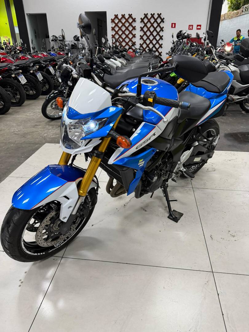 SUZUKI GSR 750ZA