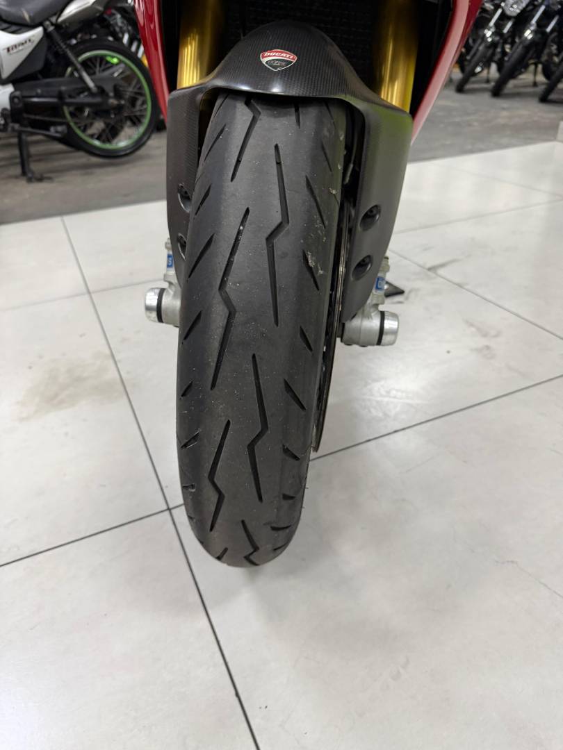 DUCATI SUPERBIKE 1199 PANIGALE
