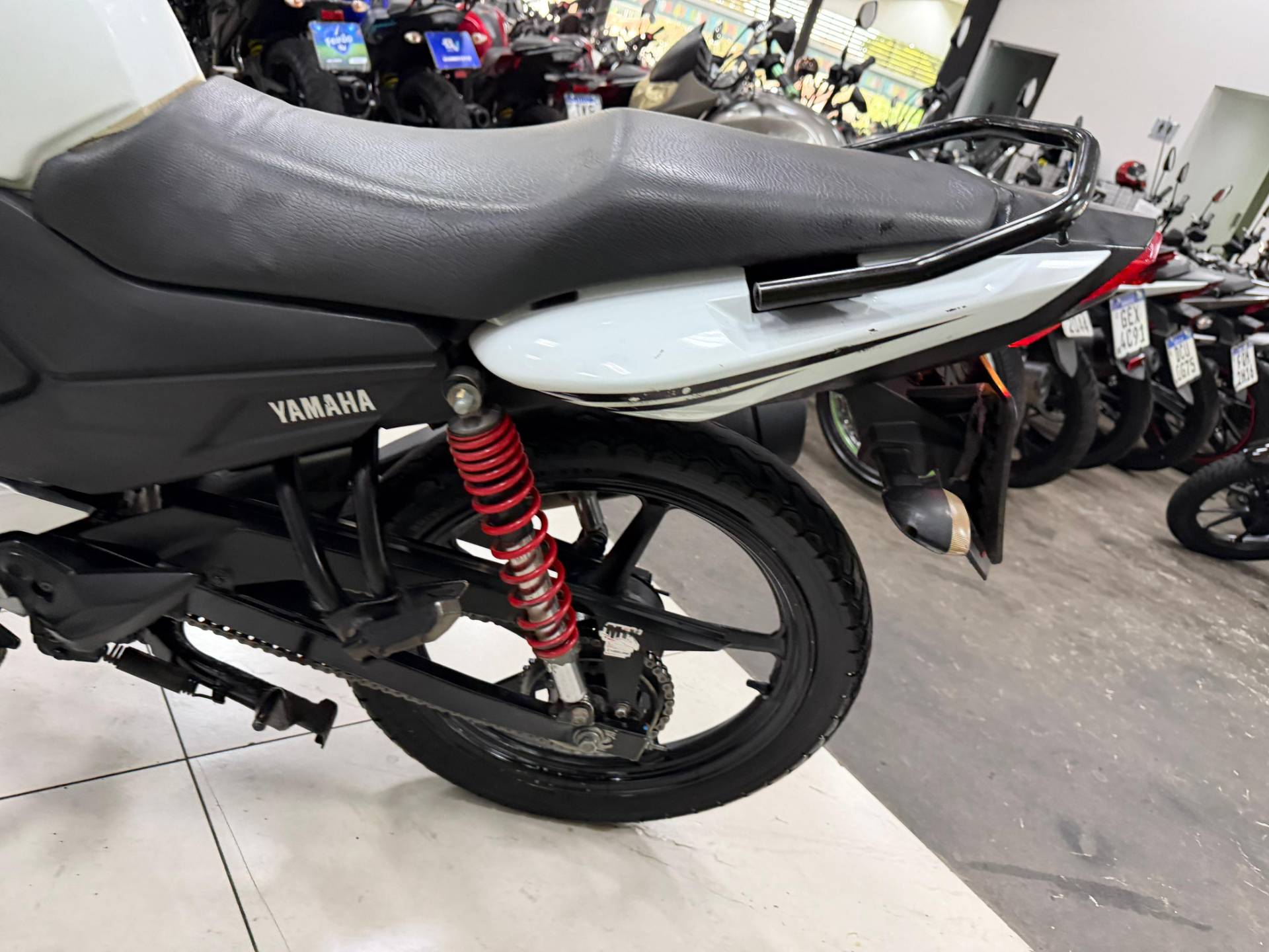 YAMAHA FAZER YS 150 SED