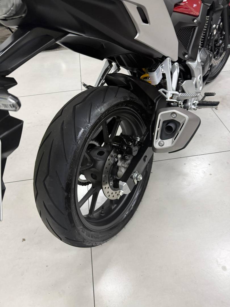 HONDA CB 300F TWISTER CBS