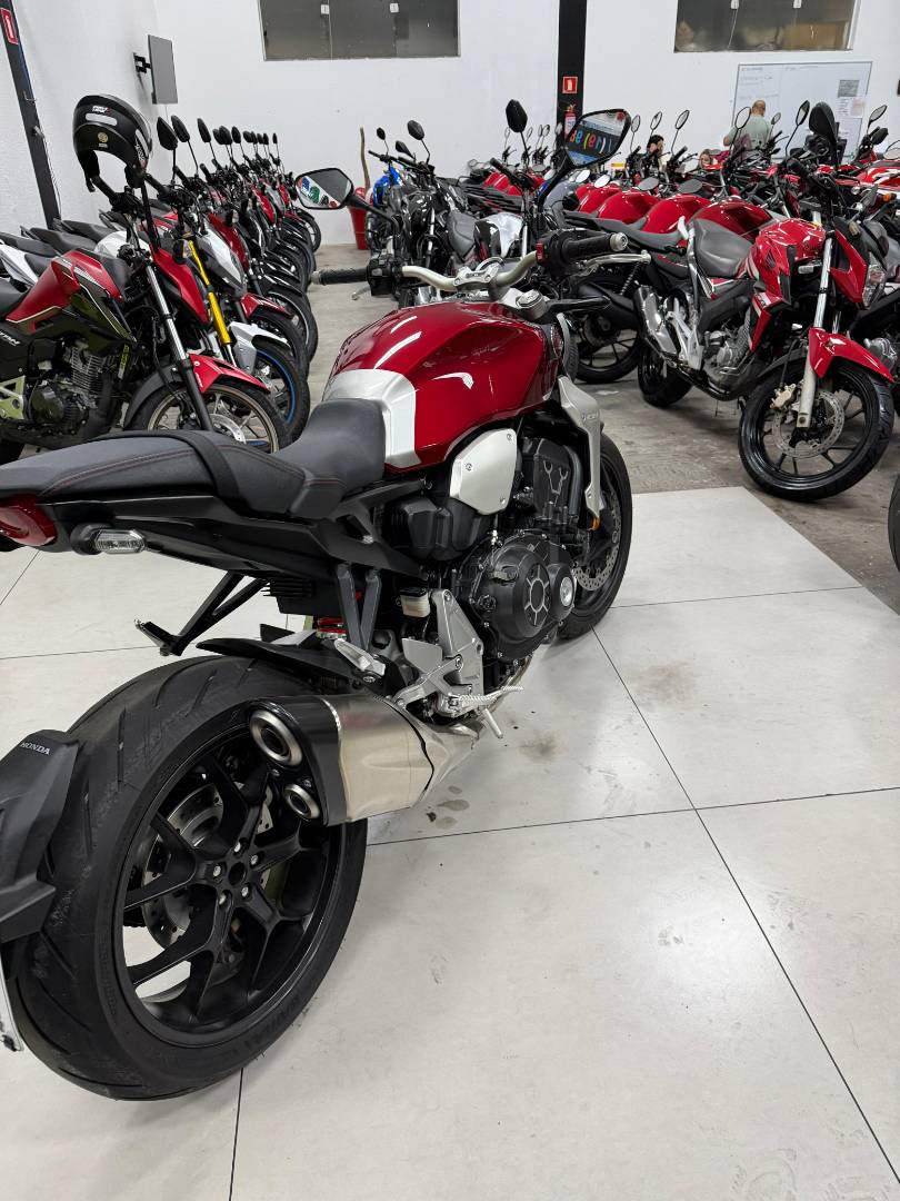 HONDA CB 1000R ABS