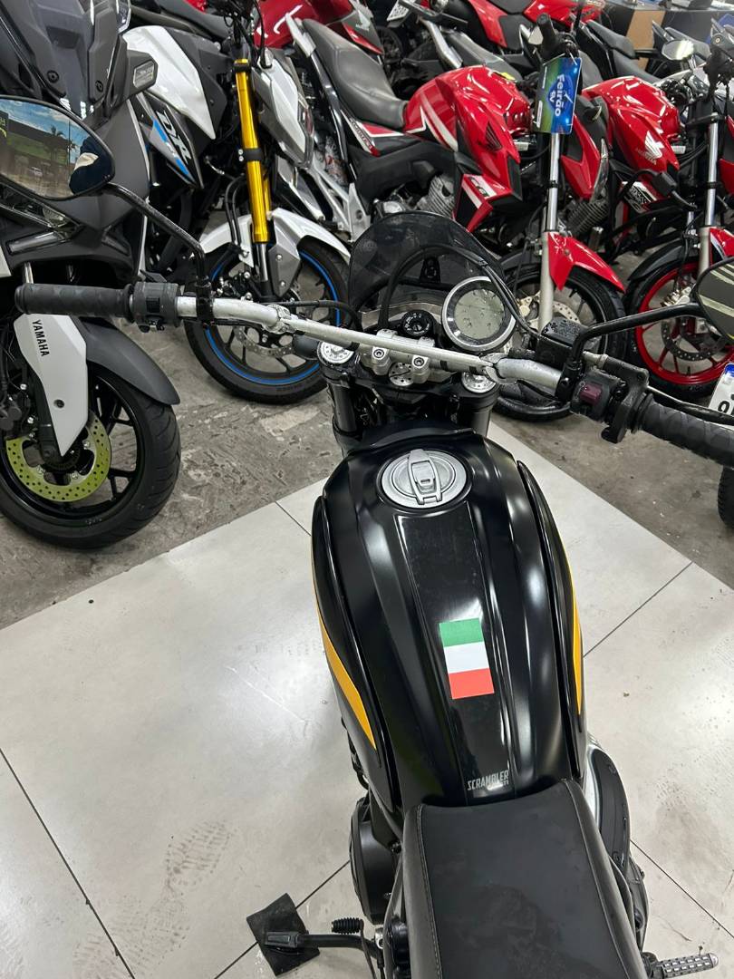 DUCATI SCRAMBLER FULL THROTTLE