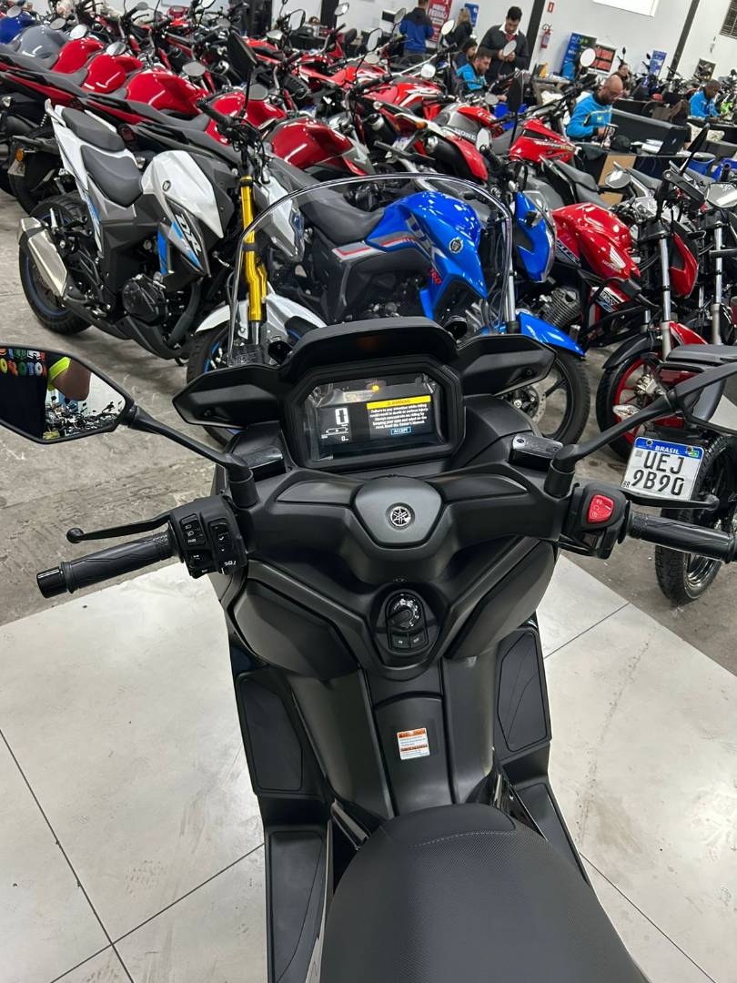 YAMAHA XMAX 300 CONNECTED ABS