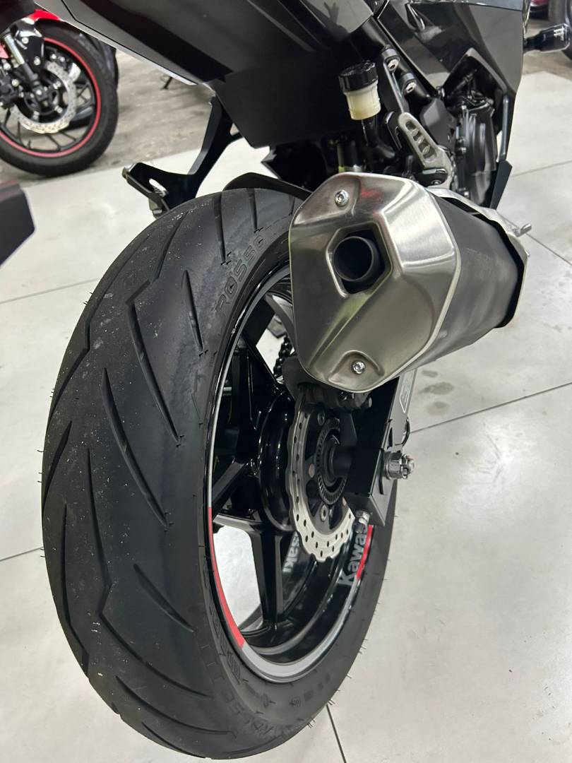 KAWASAKI NINJA 400