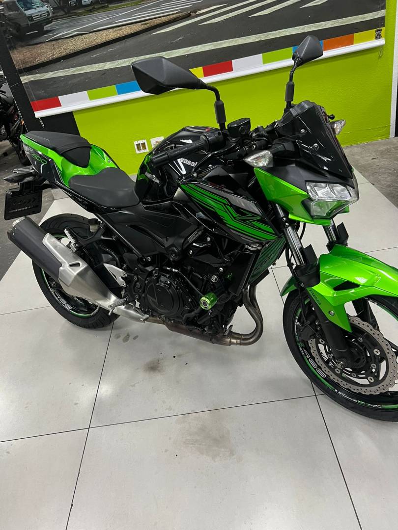 KAWASAKI Z400