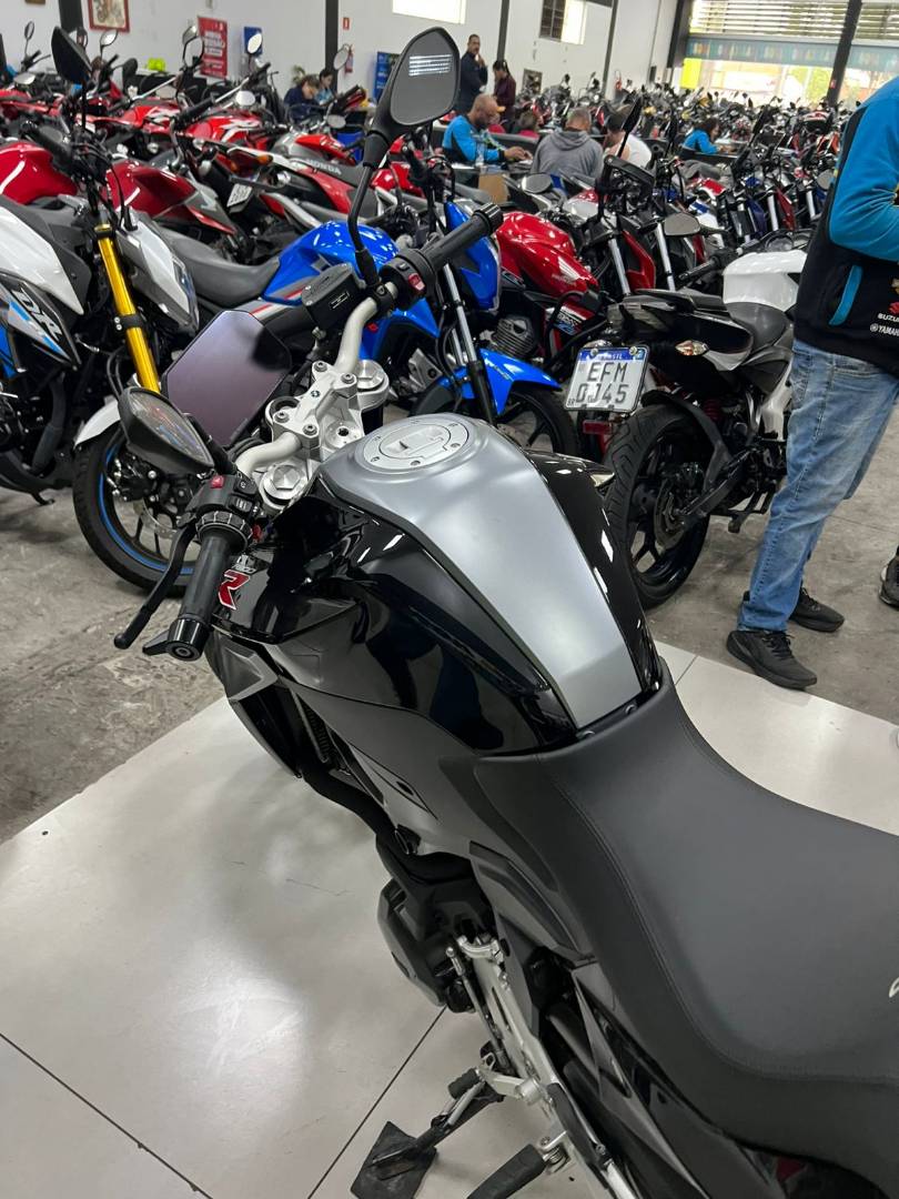 BMW F 900 R SPORT