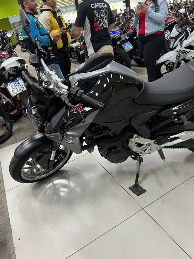 BMW F 900 R SPORT