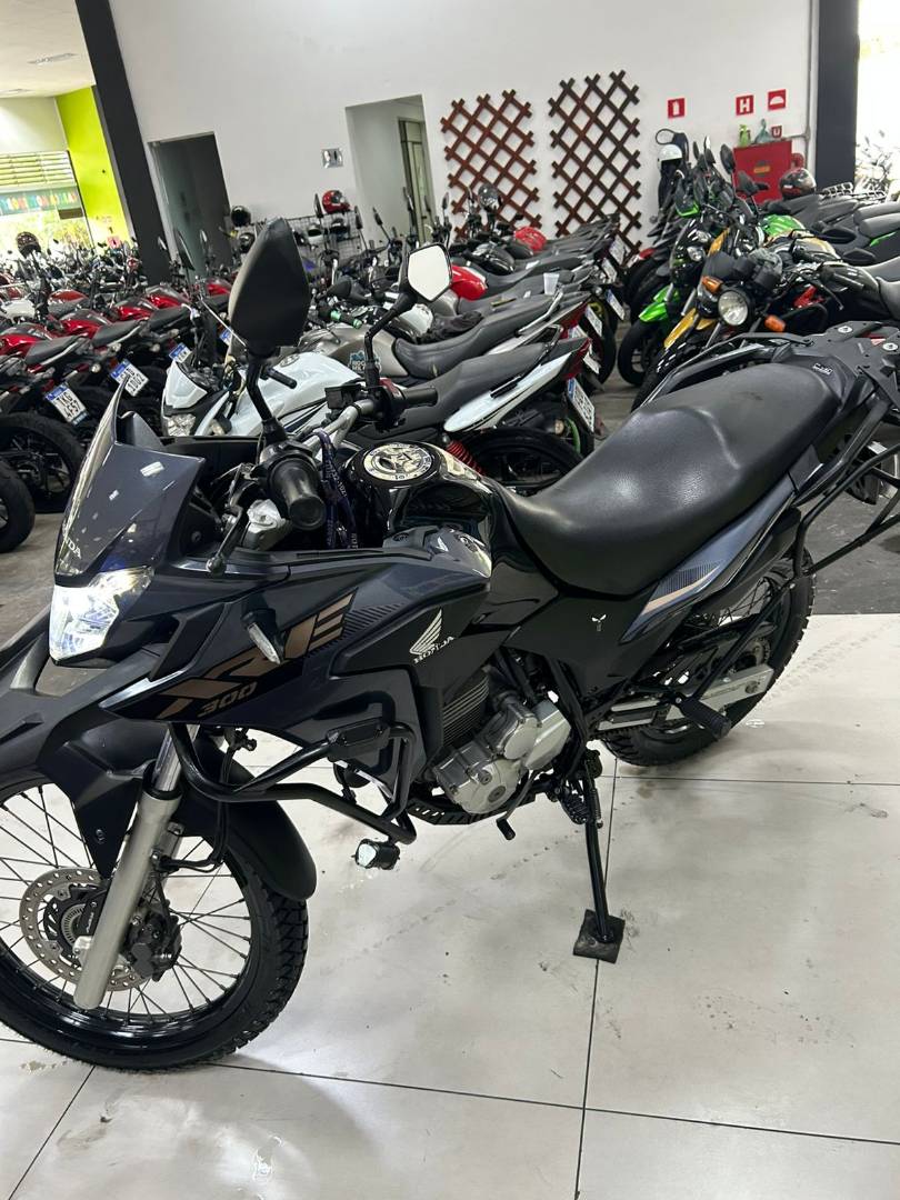 HONDA XRE 300 ABS