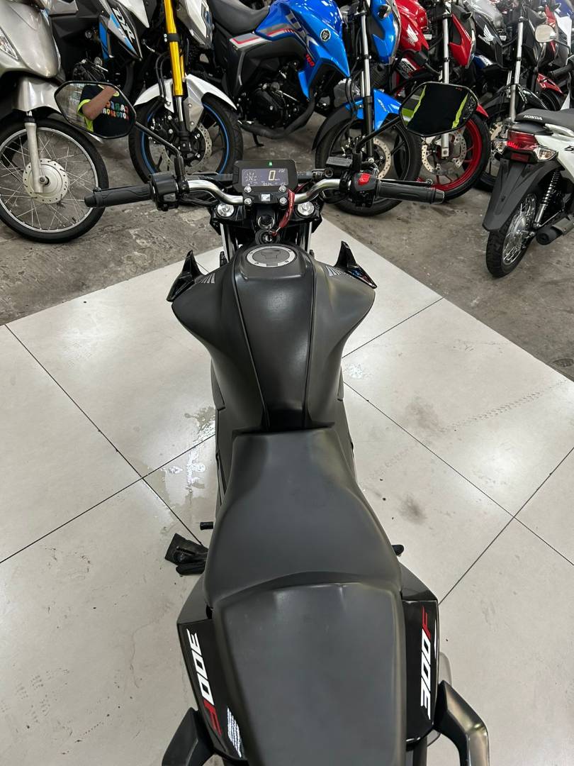 HONDA CB 300F TWISTER CBS
