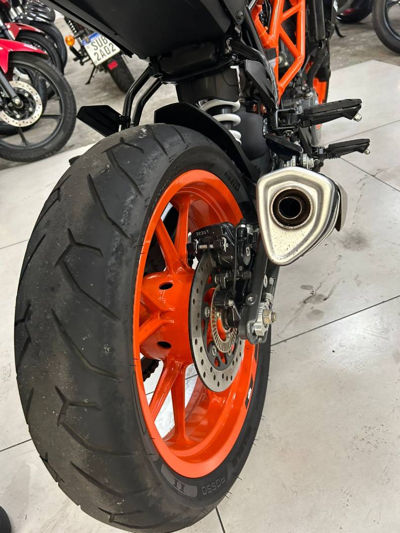 KTM DUKE 390 ABS