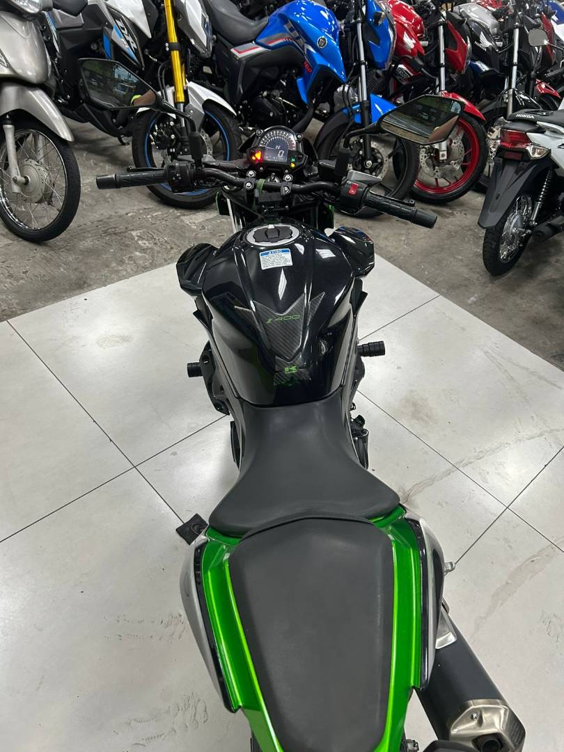 KAWASAKI Z400