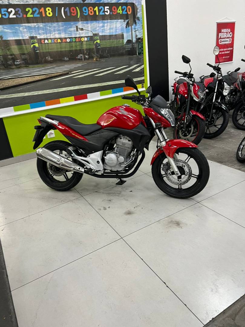 HONDA CB 300R