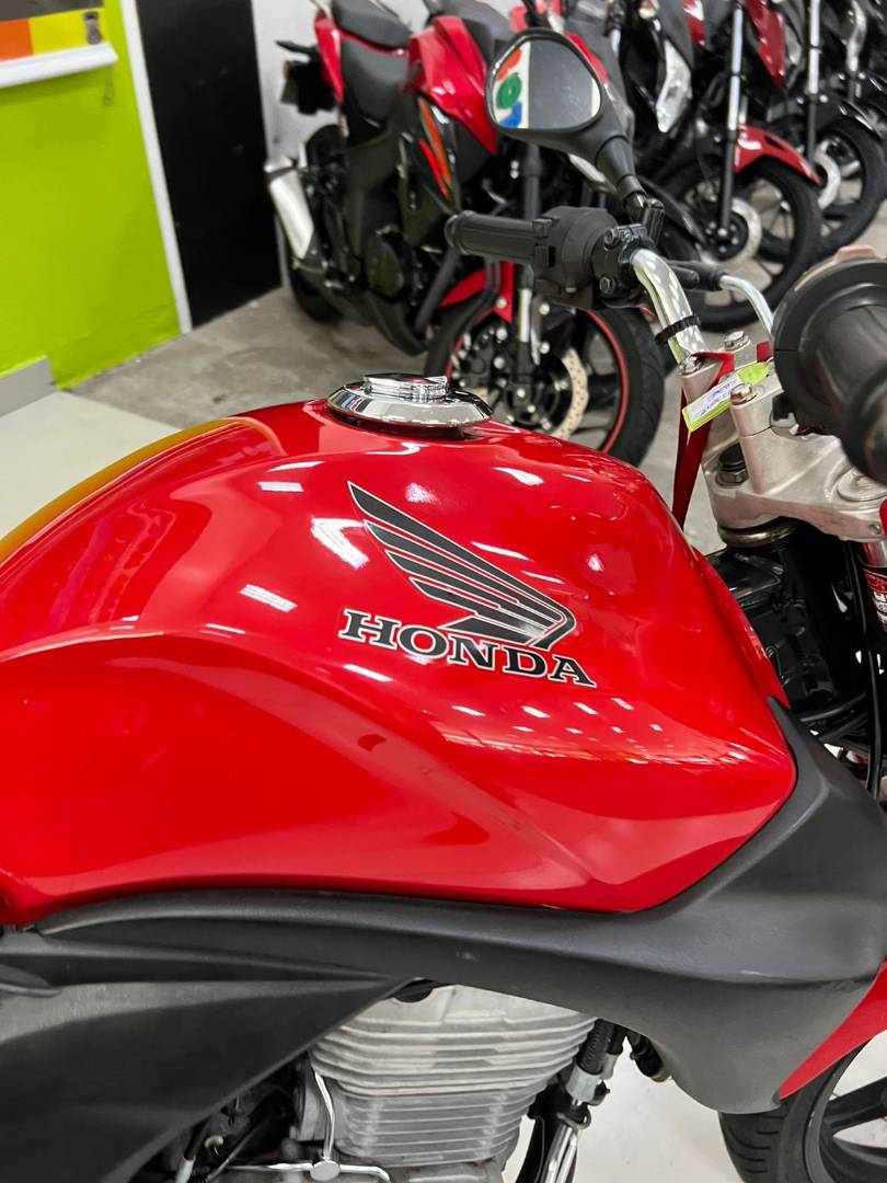 HONDA CB 300R