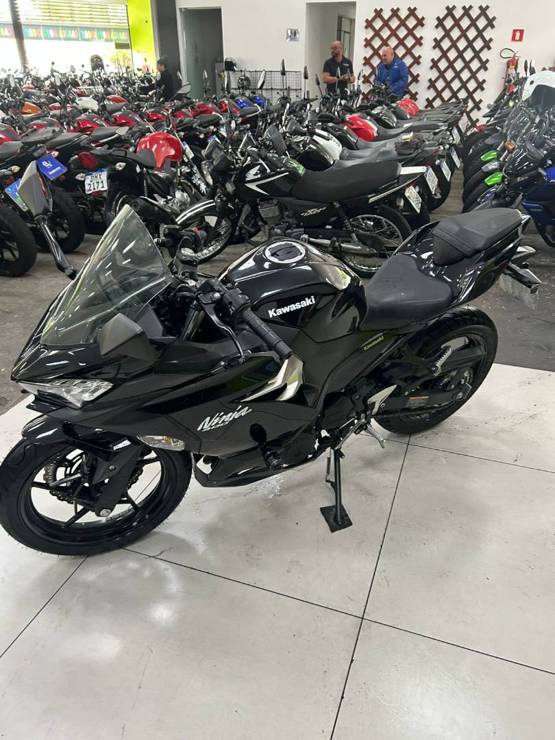 KAWASAKI NINJA 400