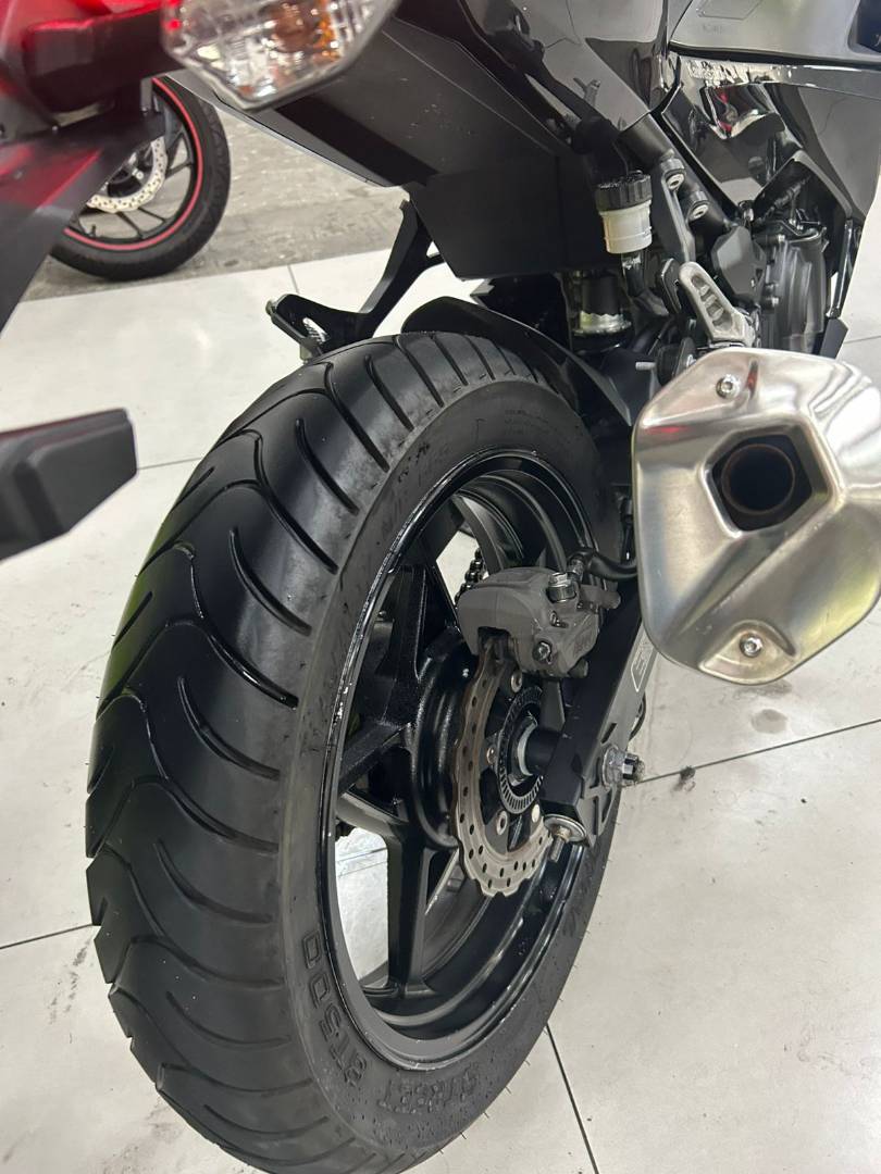 KAWASAKI NINJA 400