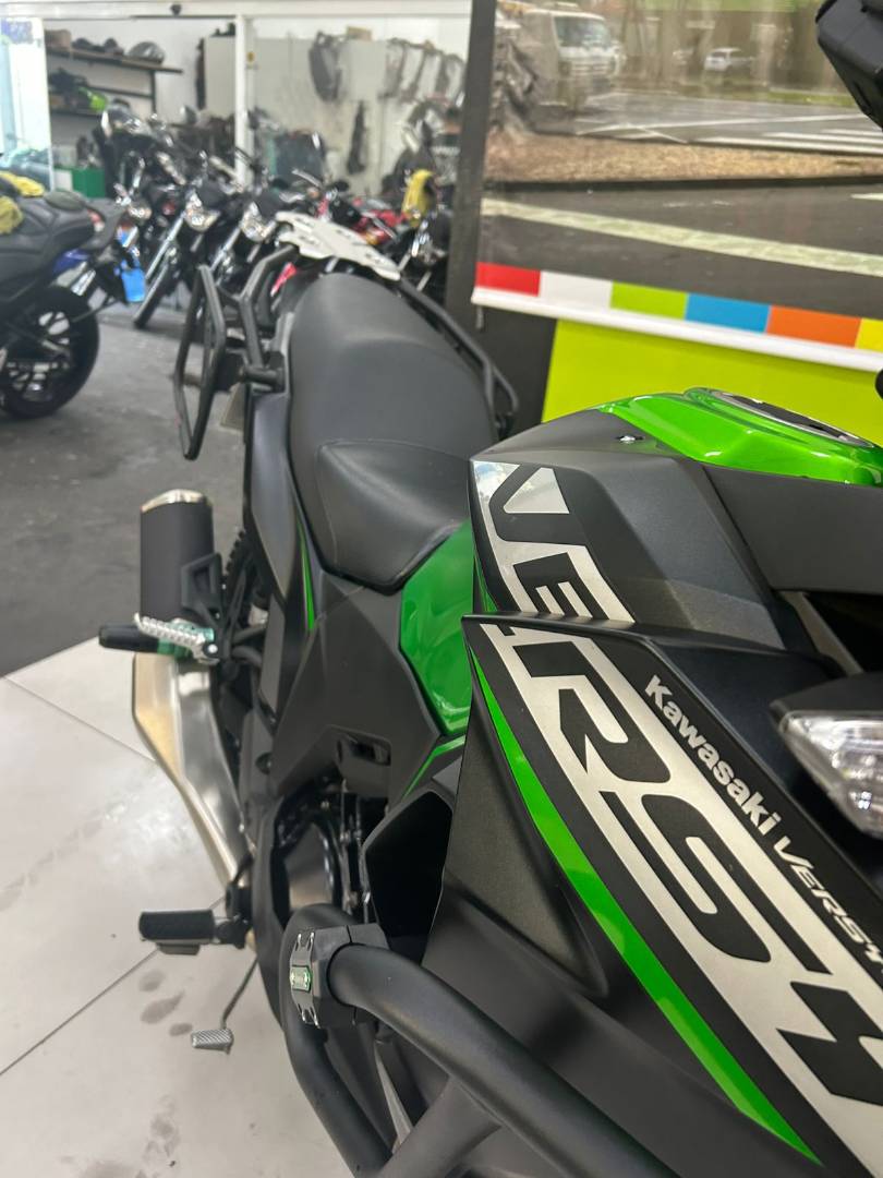 KAWASAKI VERSYS-X 300
