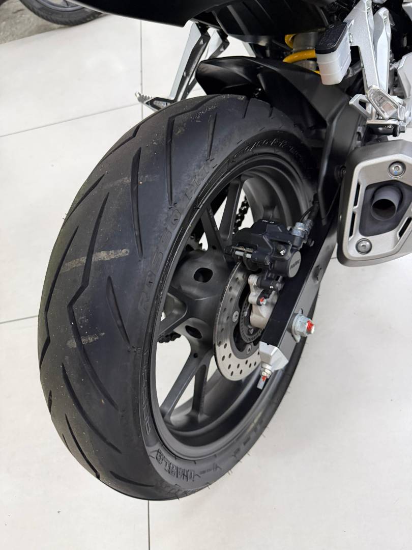 HONDA CB 300F TWISTER CBS