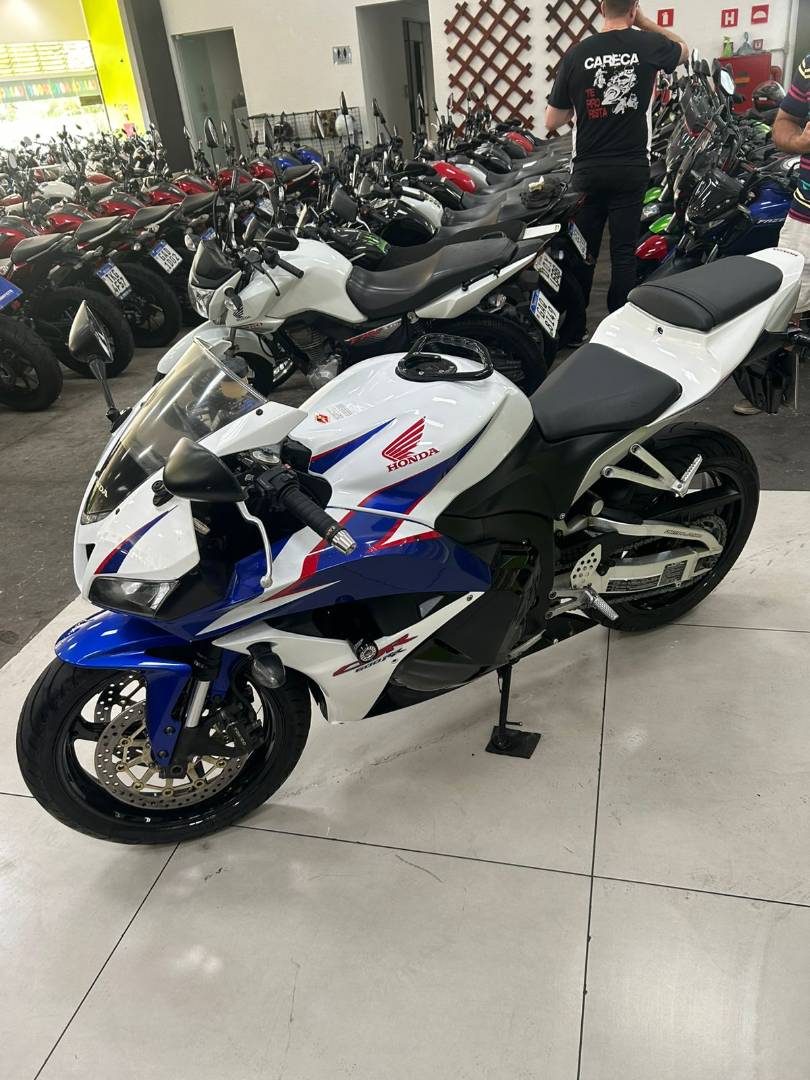 HONDA CBR 600RR