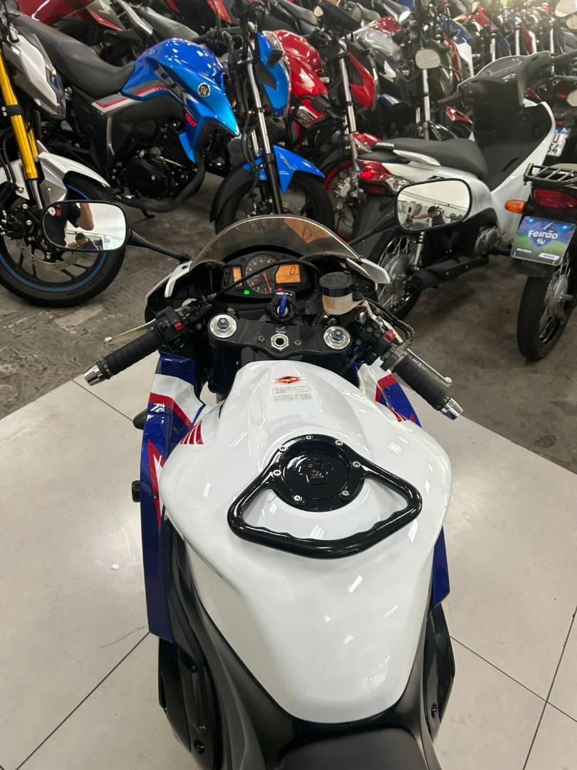 HONDA CBR 600RR