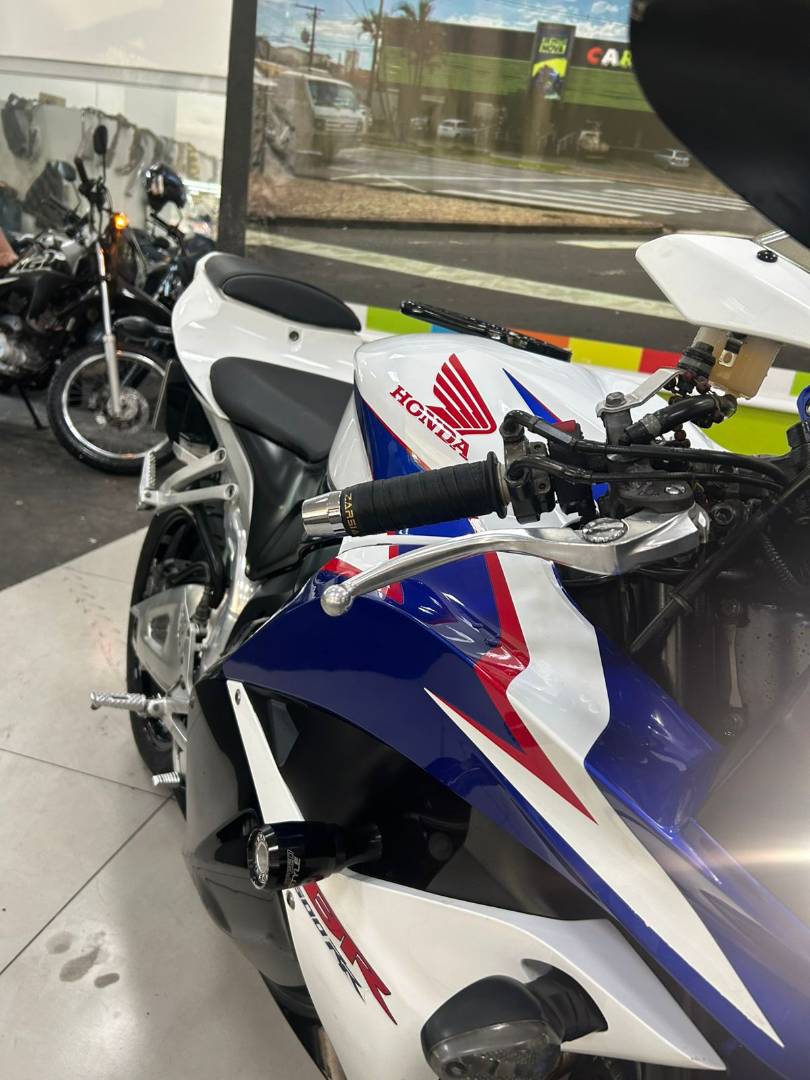 HONDA CBR 600RR