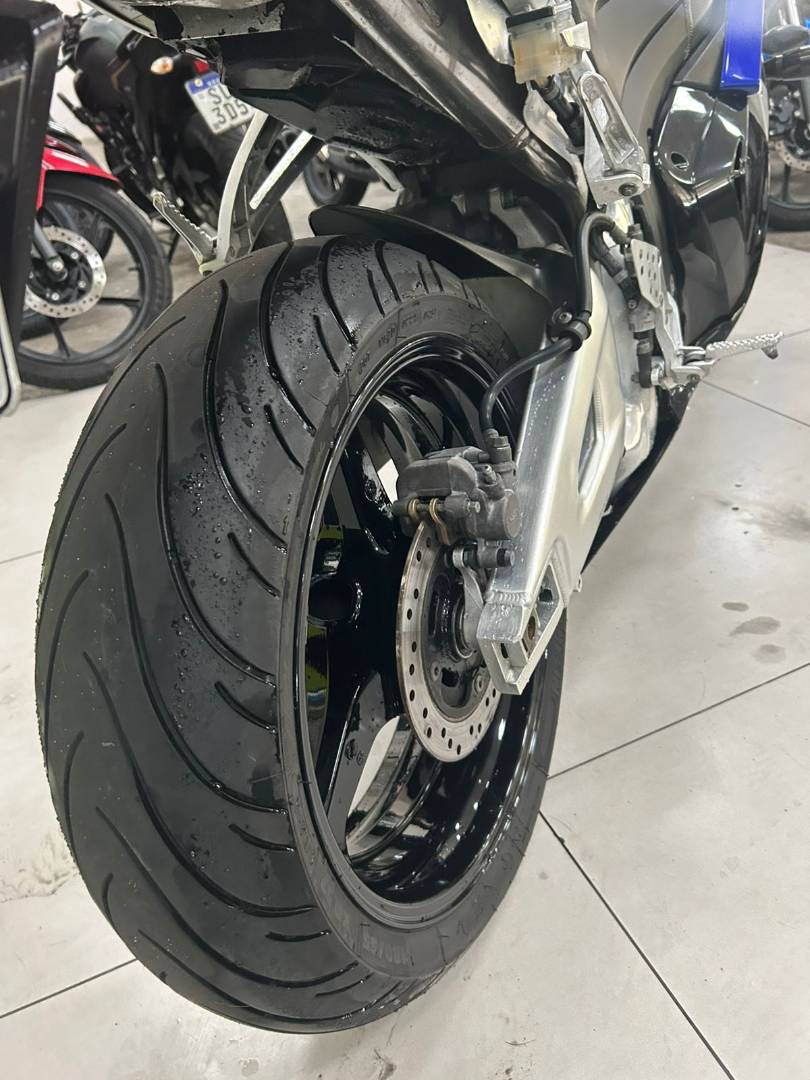HONDA CBR 600RR