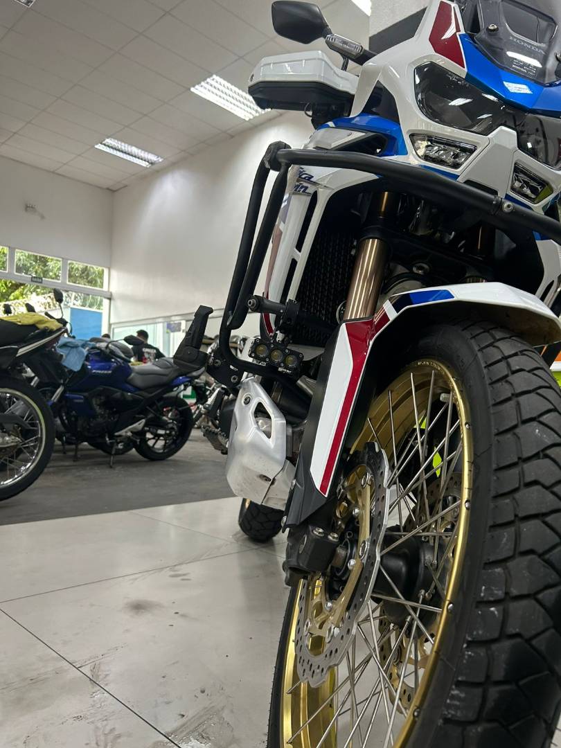 HONDA CRF 1100L AFRICA TWIN ADVENTURE SPORTS ES