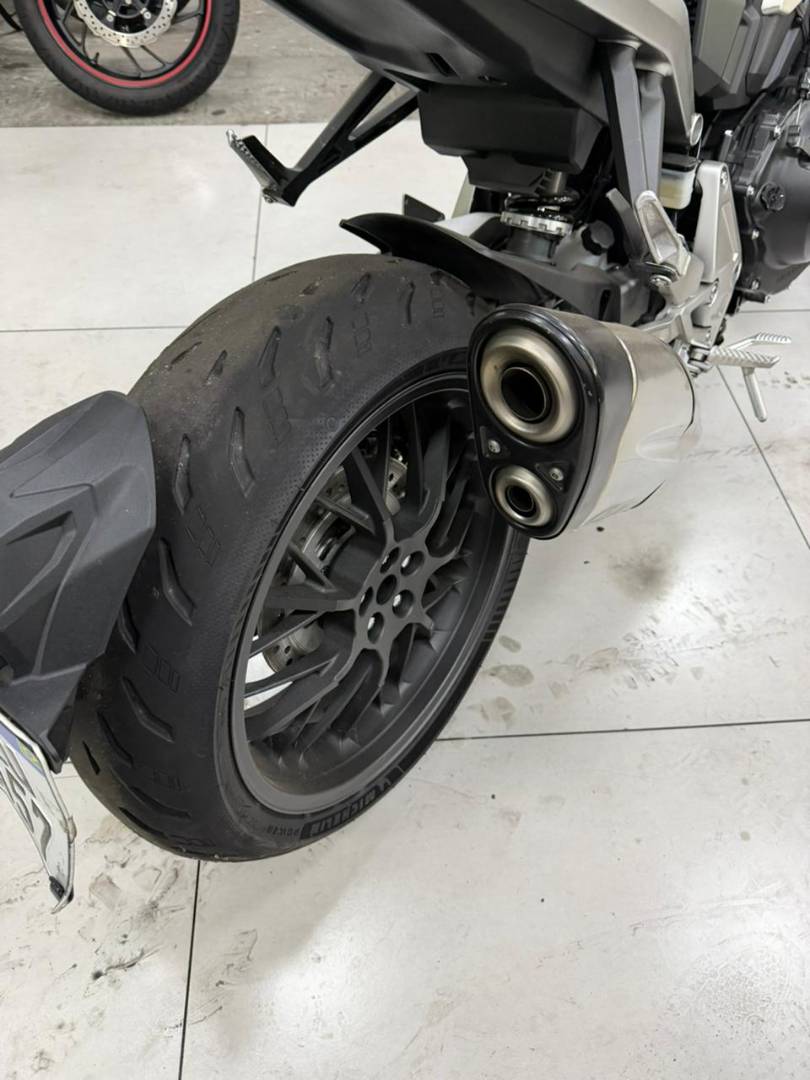 HONDA CB 1000R ABS