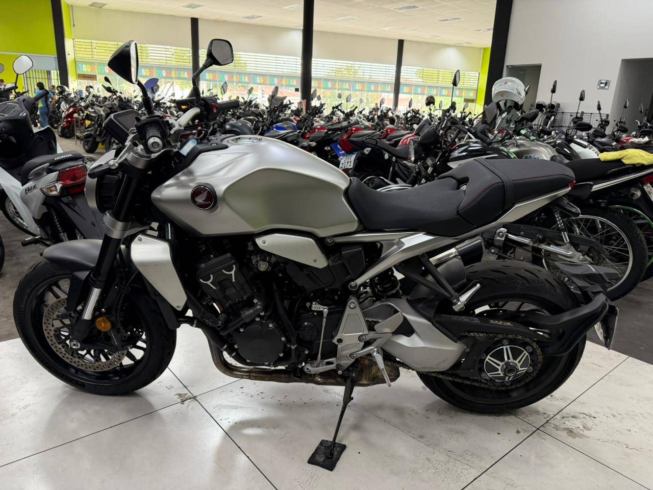 HONDA CB 1000R ABS