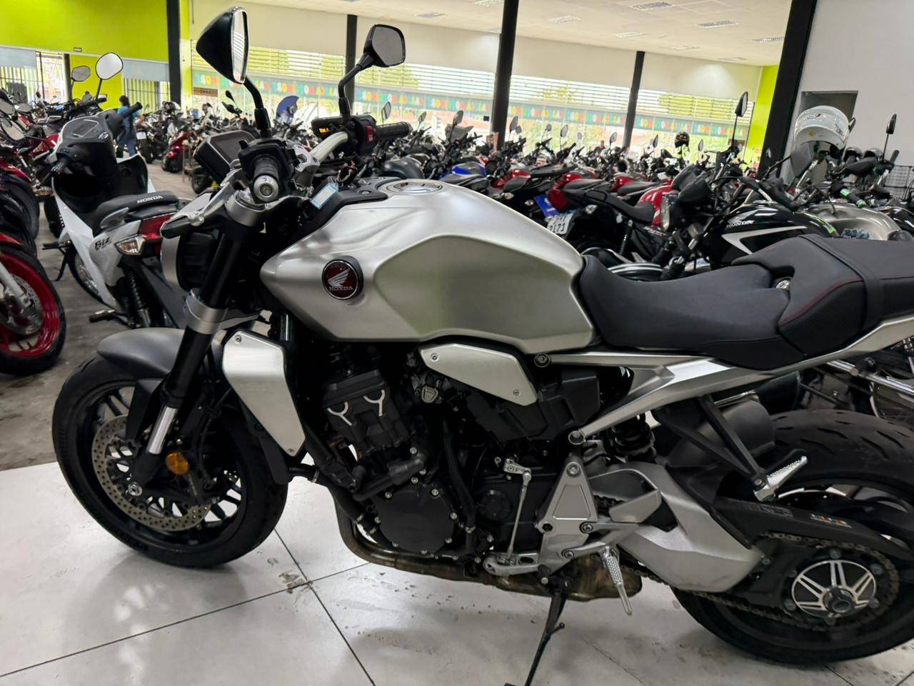 HONDA CB 1000R ABS