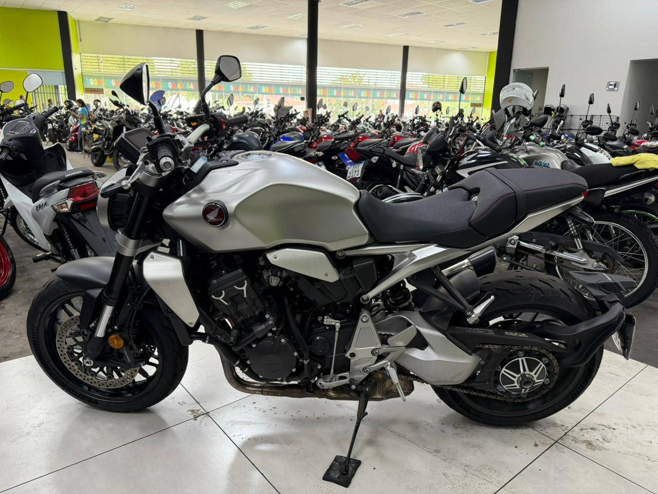 HONDA CB 1000R ABS