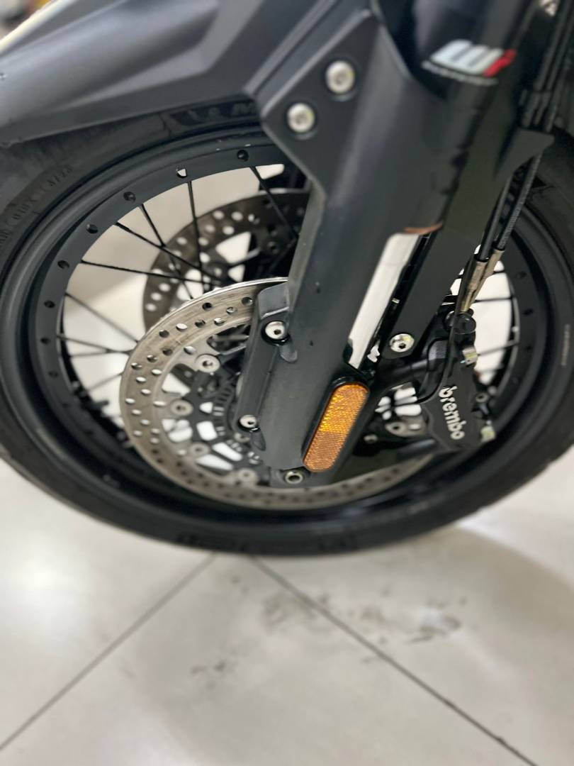 TRIUMPH TIGER 1200 XCX