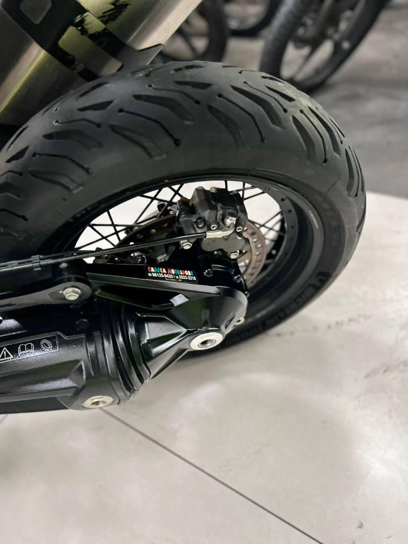 TRIUMPH TIGER 1200 XCX
