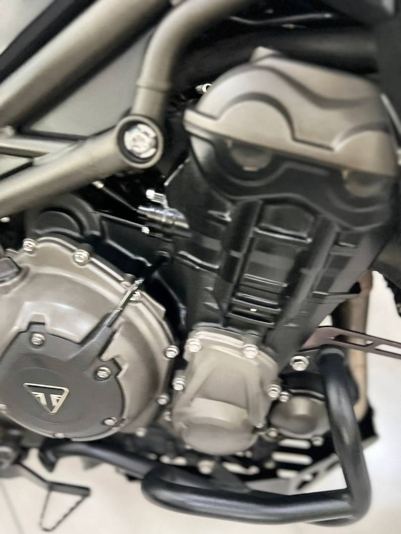 TRIUMPH TIGER 1200 XCX