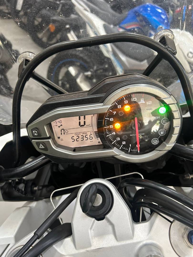 TRIUMPH TIGER EXPLORER ABS