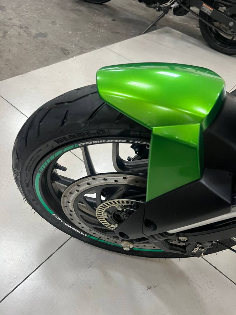 BAJAJ DOMINAR 400