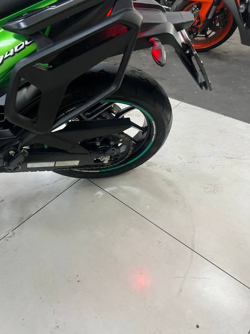 BAJAJ DOMINAR 400