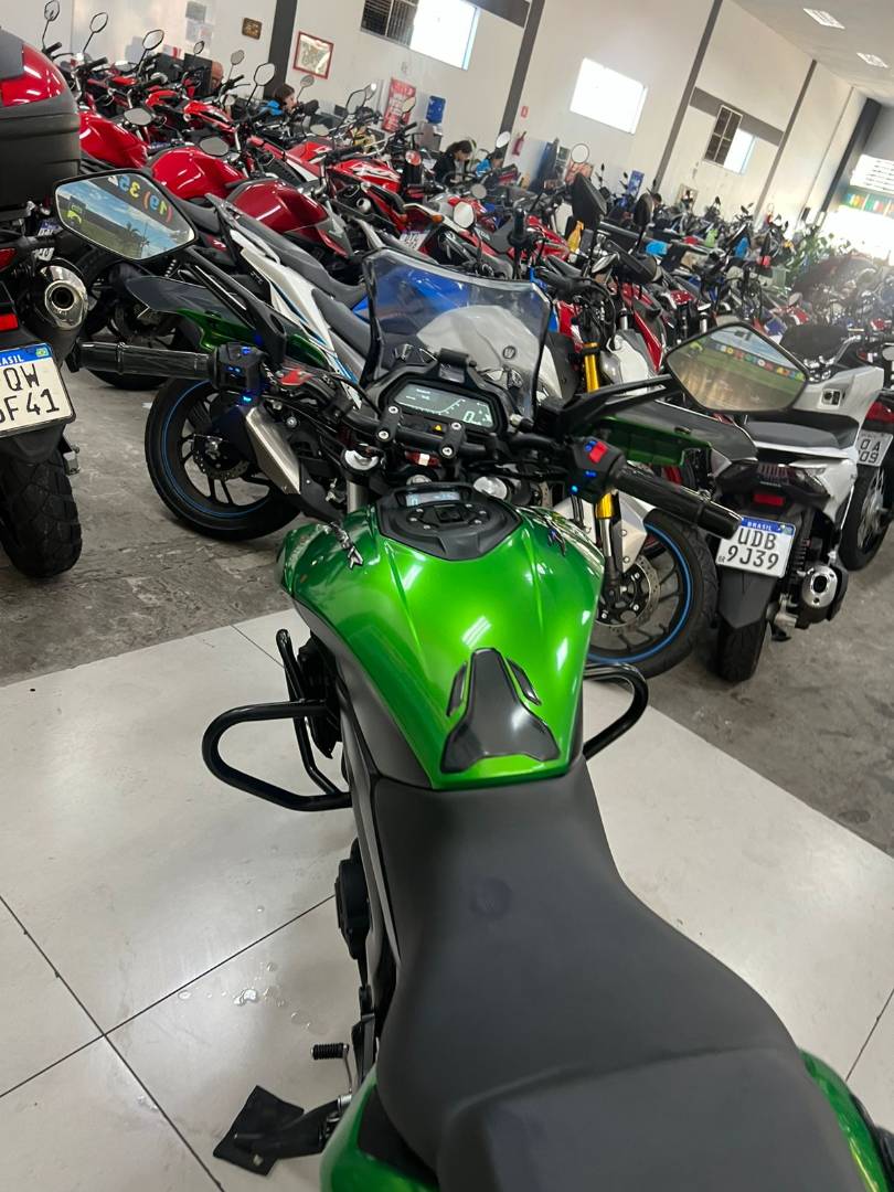 BAJAJ DOMINAR 400