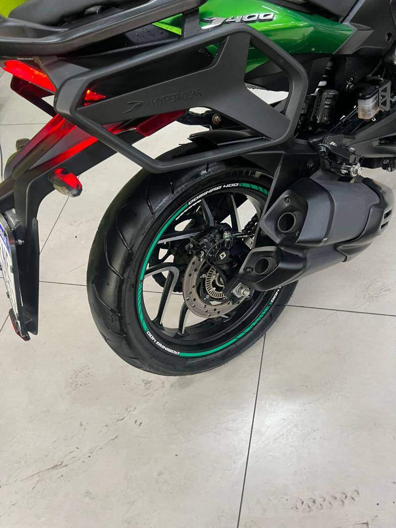 BAJAJ DOMINAR 400