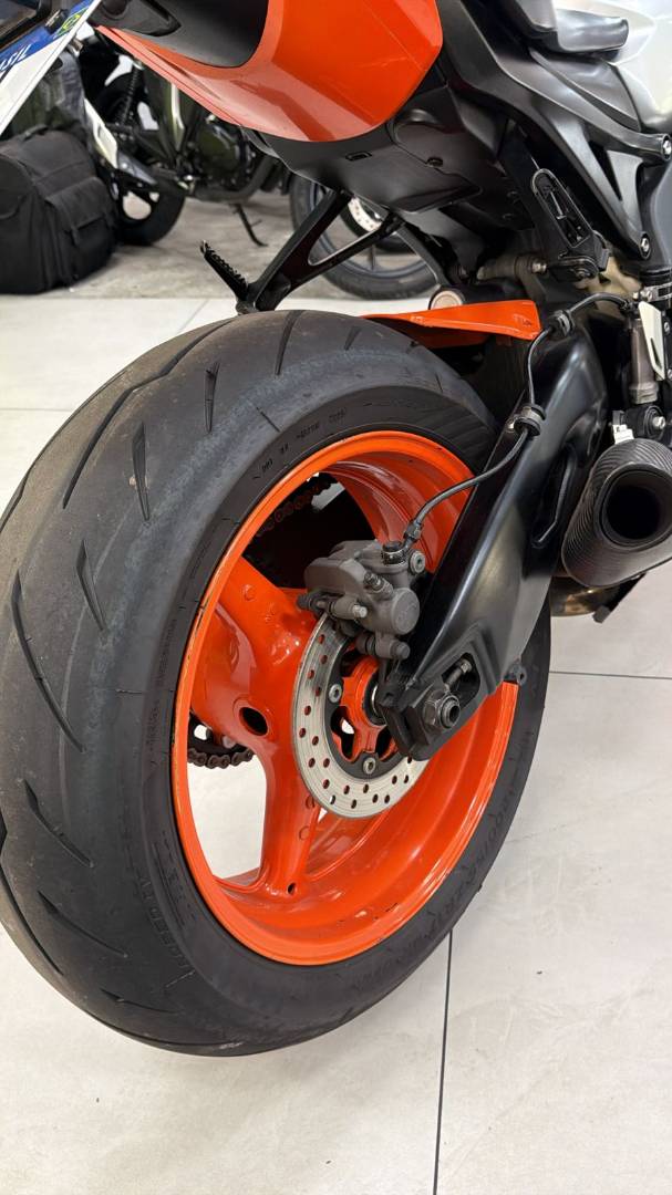 HONDA CBR 1000RR