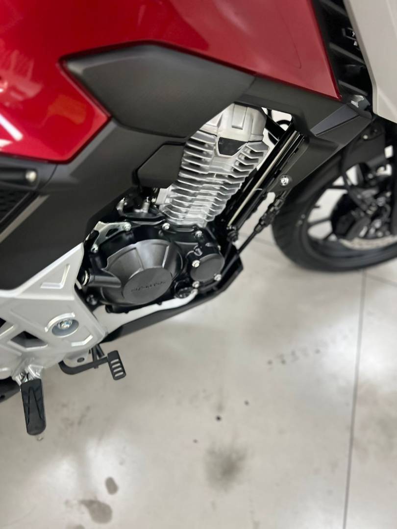 HONDA CB TWISTER