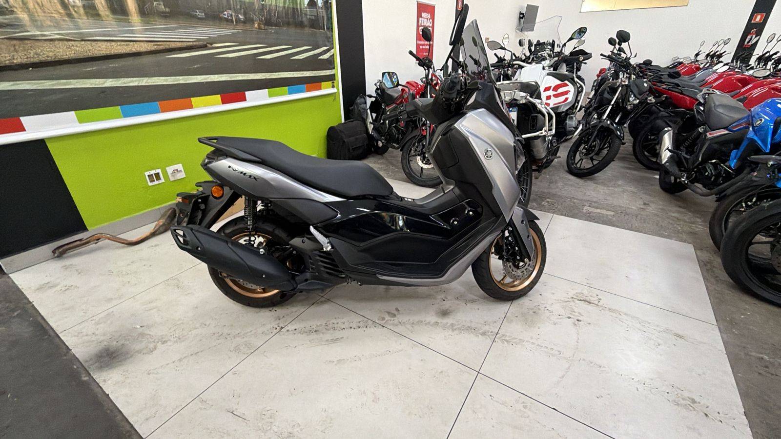 YAMAHA NMAX 160 ABS