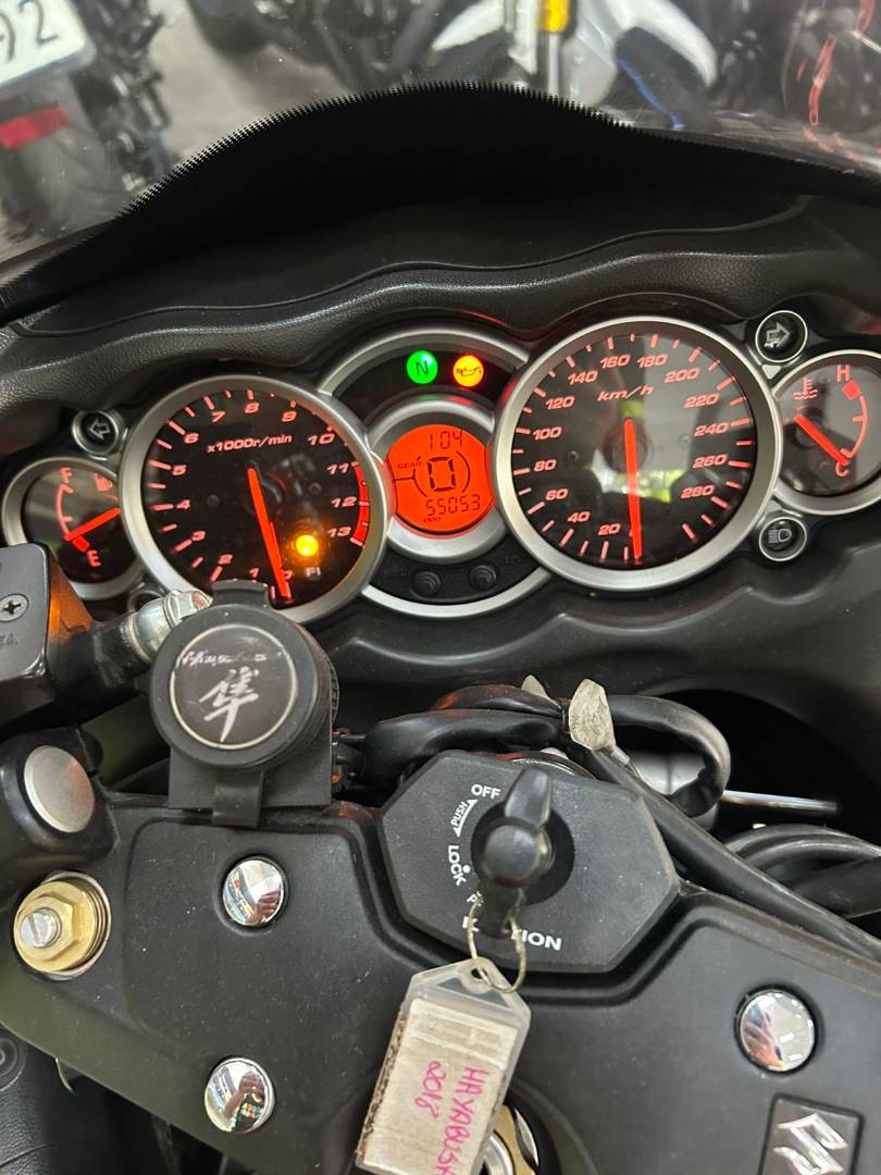 SUZUKI HAYABUSA GSX 1300RA