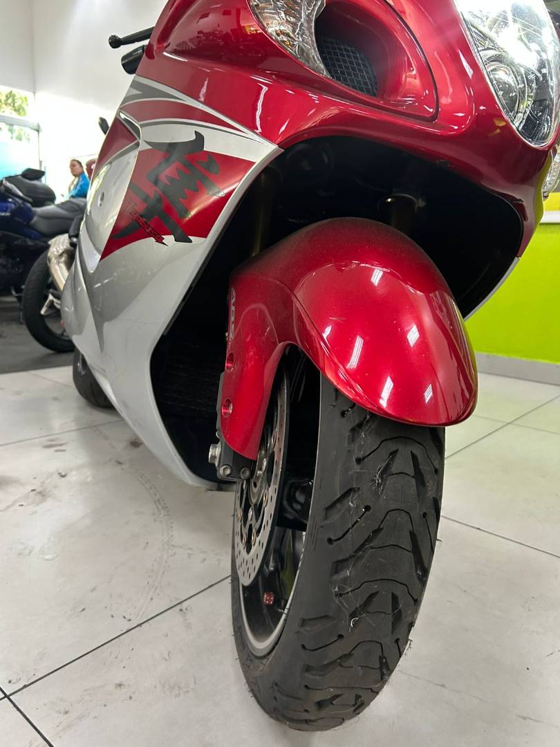 SUZUKI HAYABUSA GSX 1300RA
