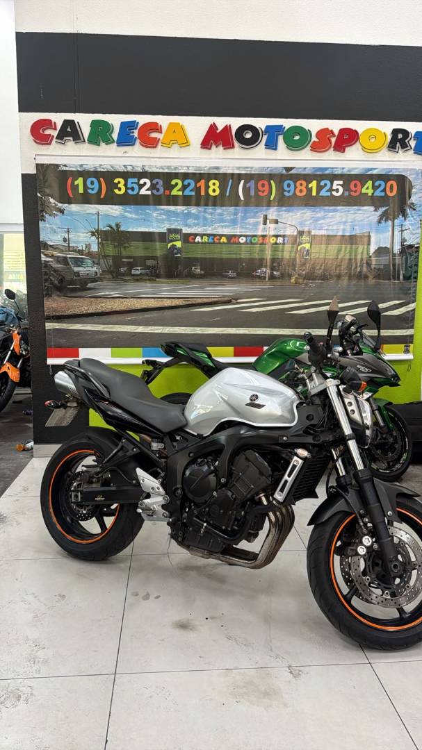 YAMAHA FAZER 600S