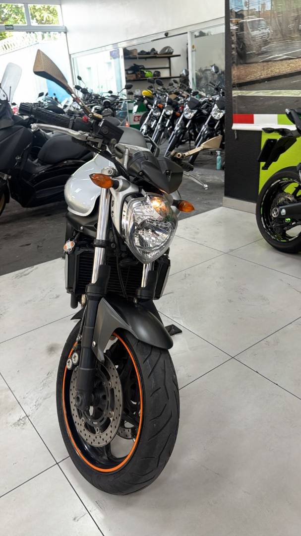 YAMAHA FAZER 600S