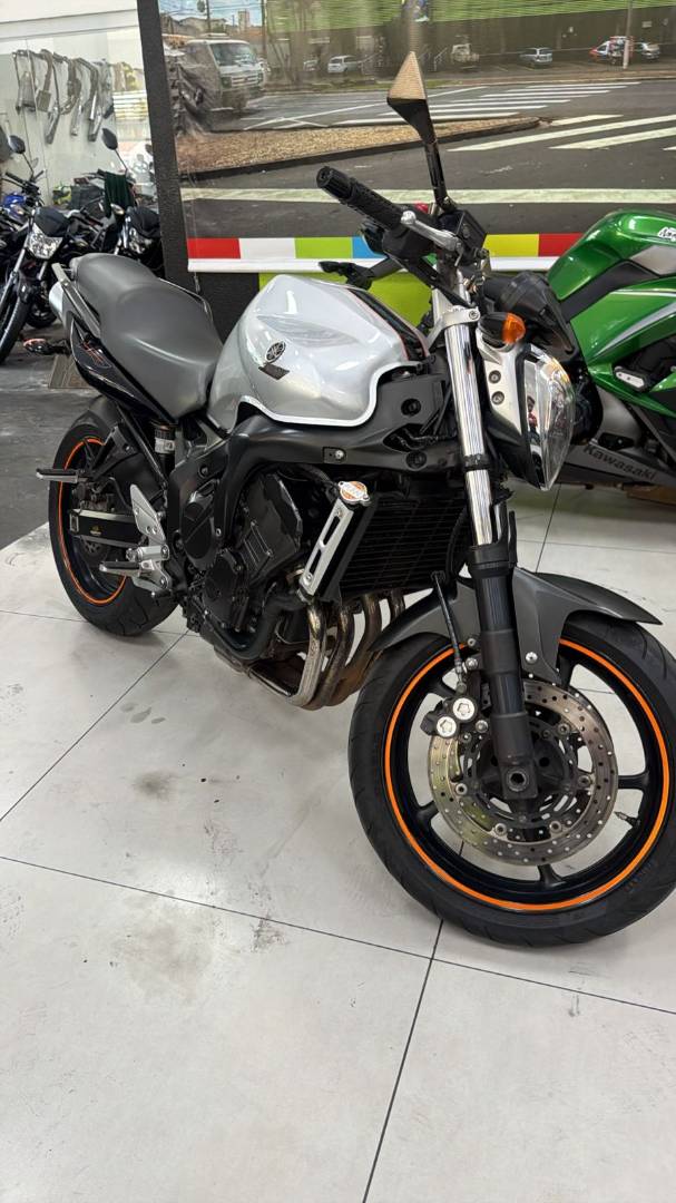 YAMAHA FAZER 600S