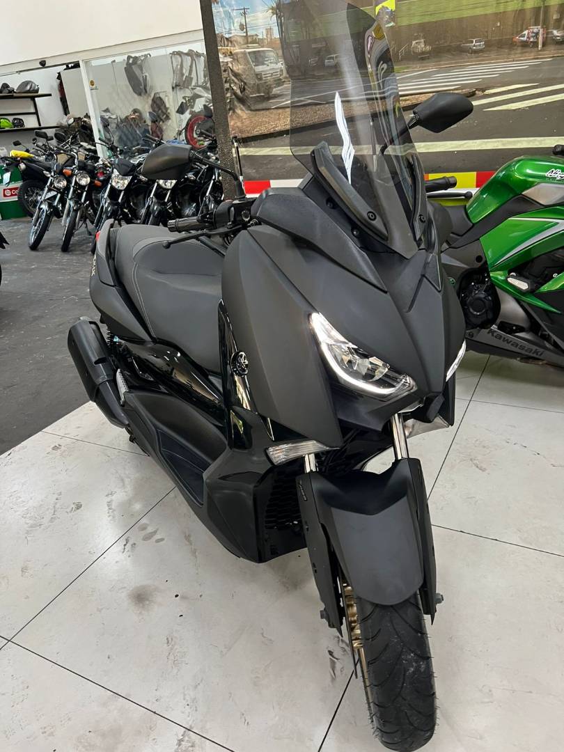 YAMAHA XMAX 250 CONNECTED ABS
