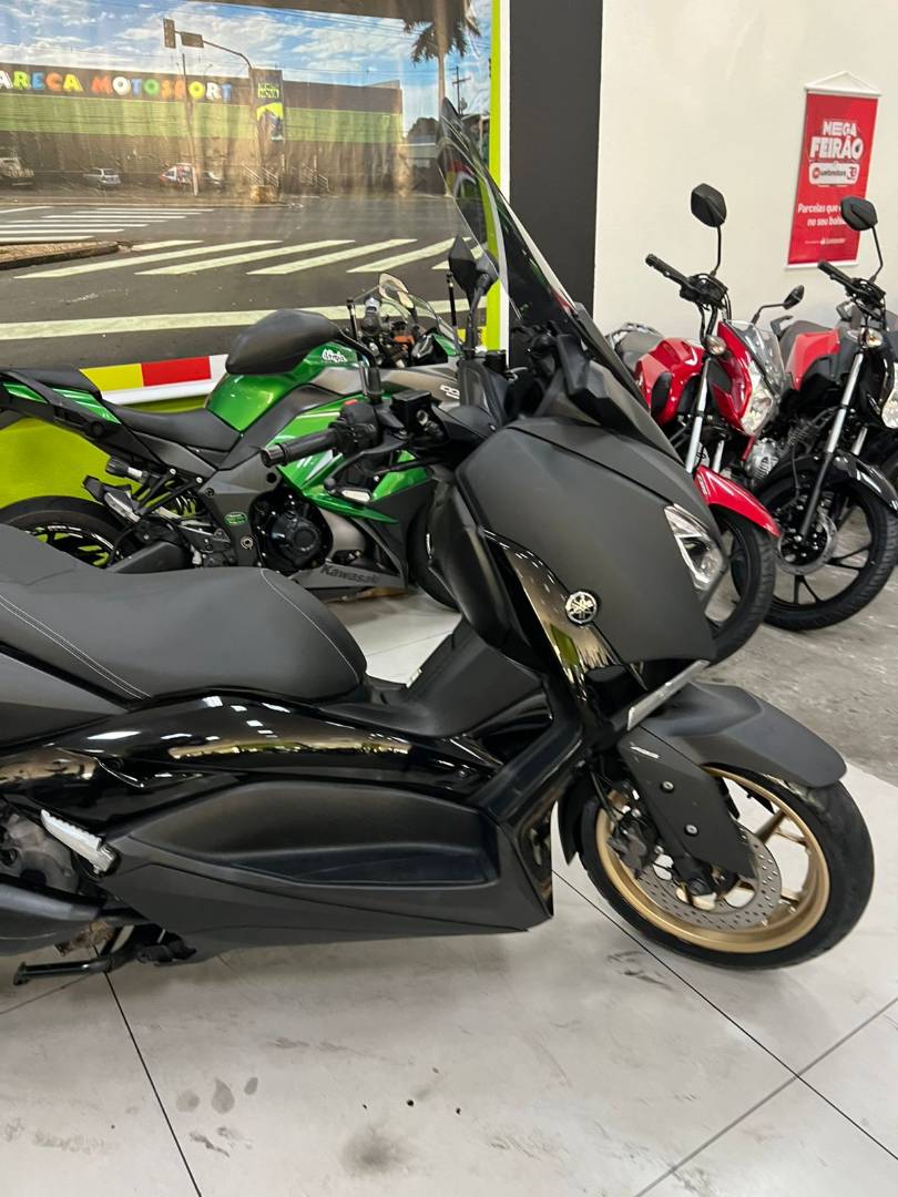 YAMAHA XMAX 250 CONNECTED ABS