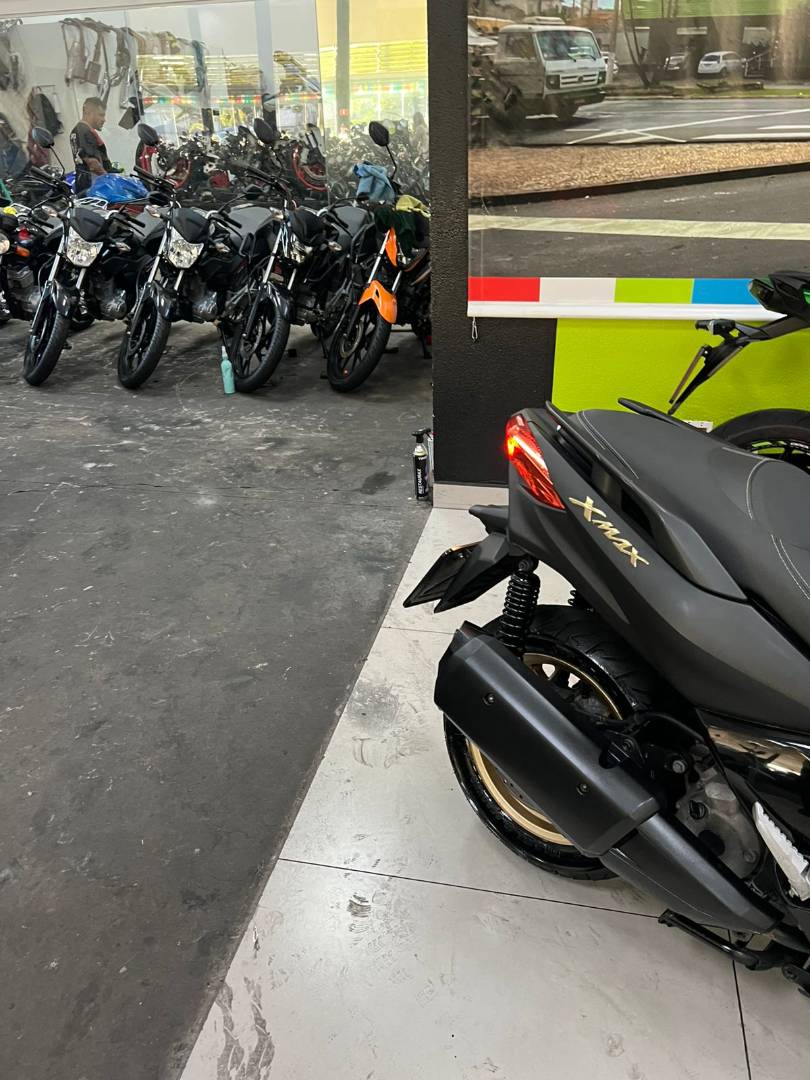 YAMAHA XMAX 250 CONNECTED ABS